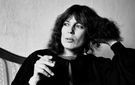 Helga M Novak