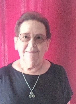Barna Júlia 