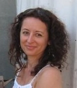 Tarrósi Éva 