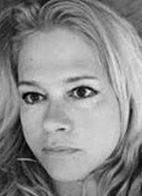 A. Túri Zsuzsa 