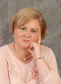 Lajtos Nóra 